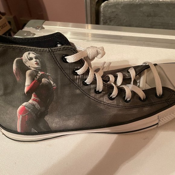 Converse Harley Quinn (size 12, right foot only)
